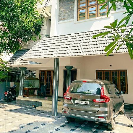 Budget Home Kochi エクステリア 写真