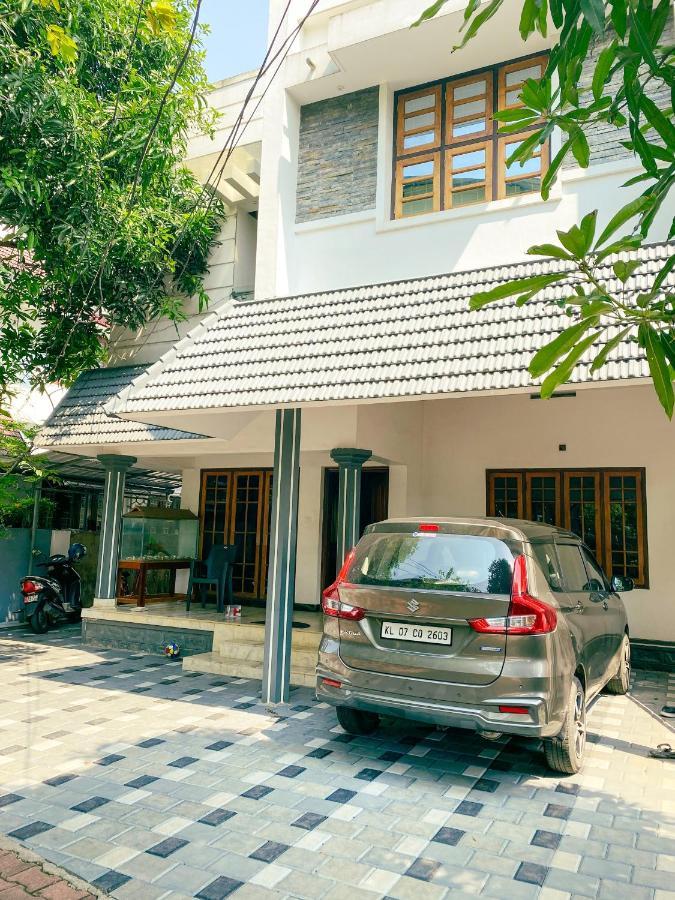 Budget Home Kochi エクステリア 写真