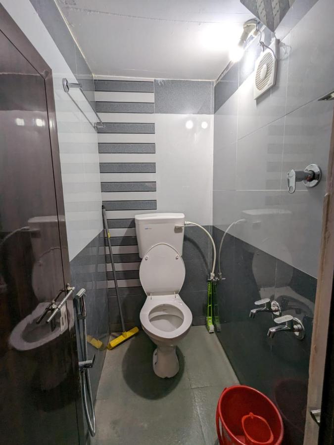 Budget Home Kochi エクステリア 写真