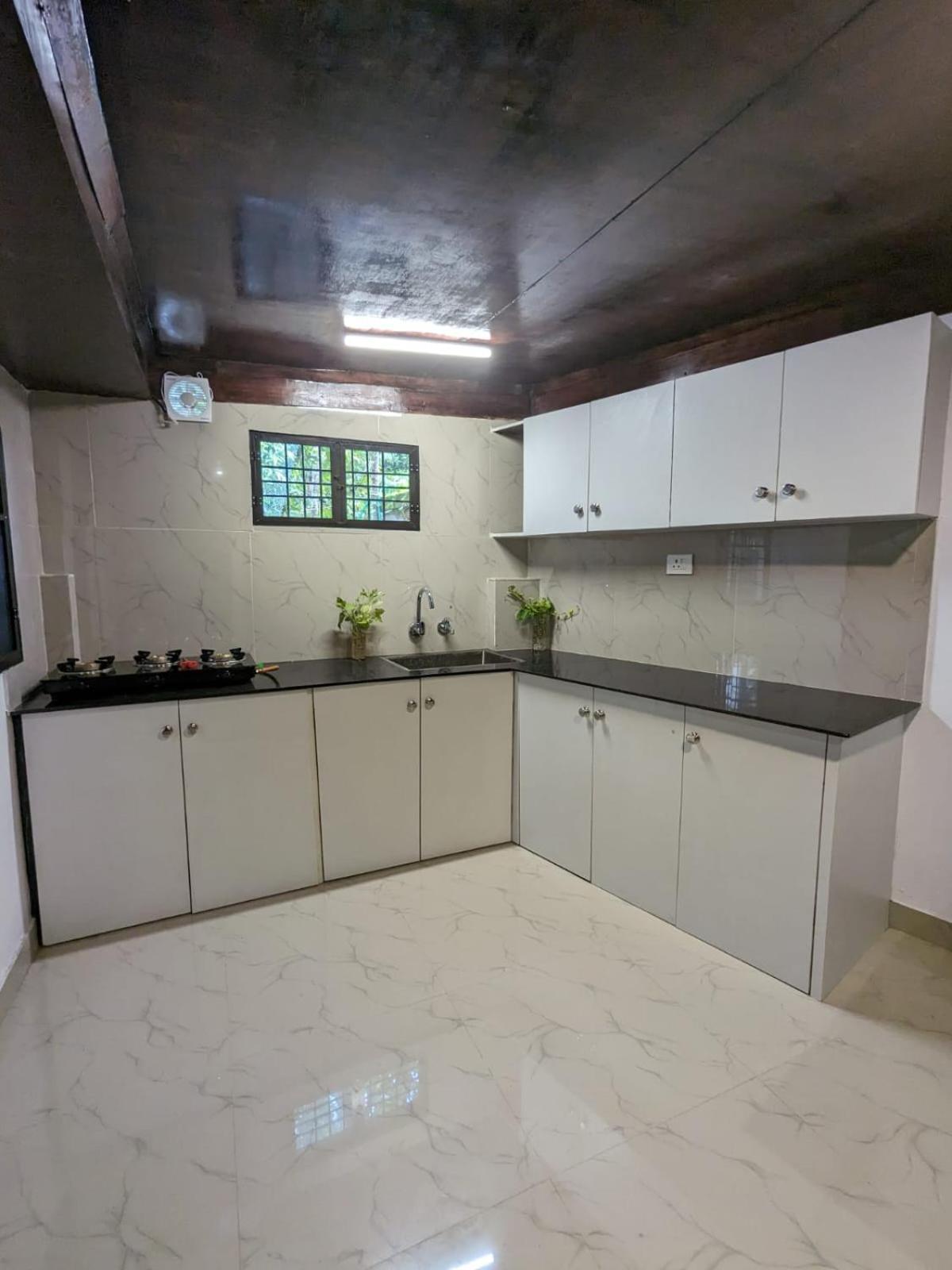 Budget Home Kochi エクステリア 写真